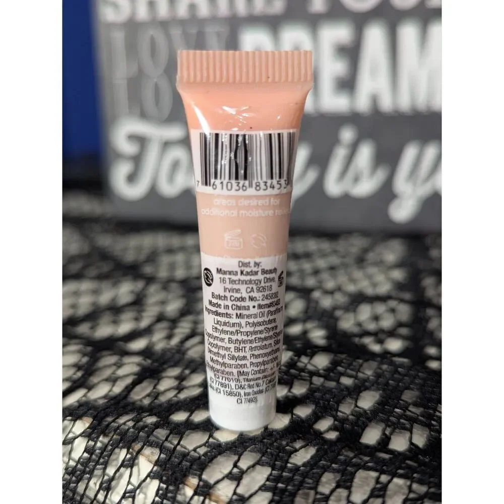 5/25 Manna Kadar Beauty Bundle
